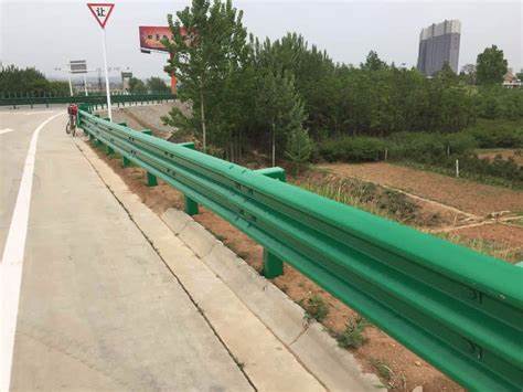 孝感波形护护栏怎么分类？