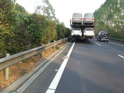 高快公路波形护栏